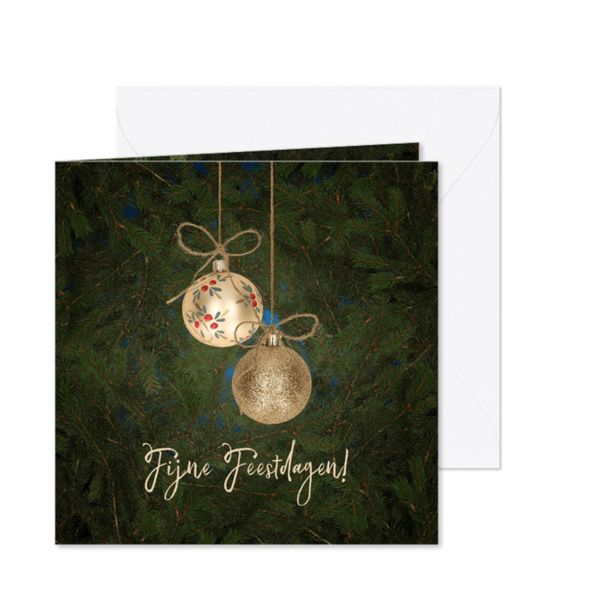 Kerstkaart gouden kerstballen en kersttakken - Kaartimpressie