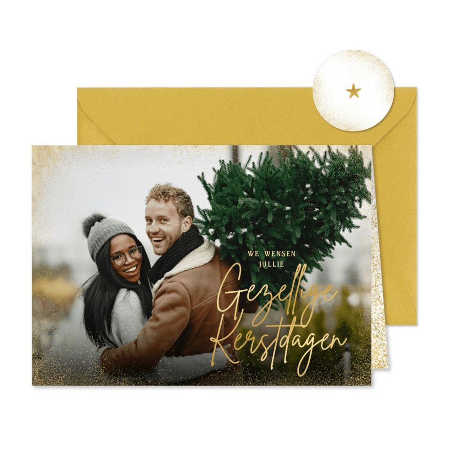 Kerstkaart grote foto en gouden rand gezellige kerstdagen - Kaartimpressie