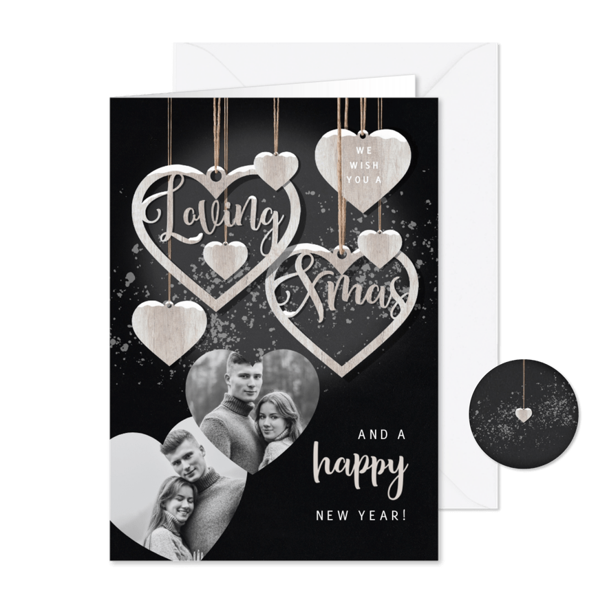 Kerstkaart houten hangers hartjes Loving Xmas sneeuw foto's - Kaartimpressie