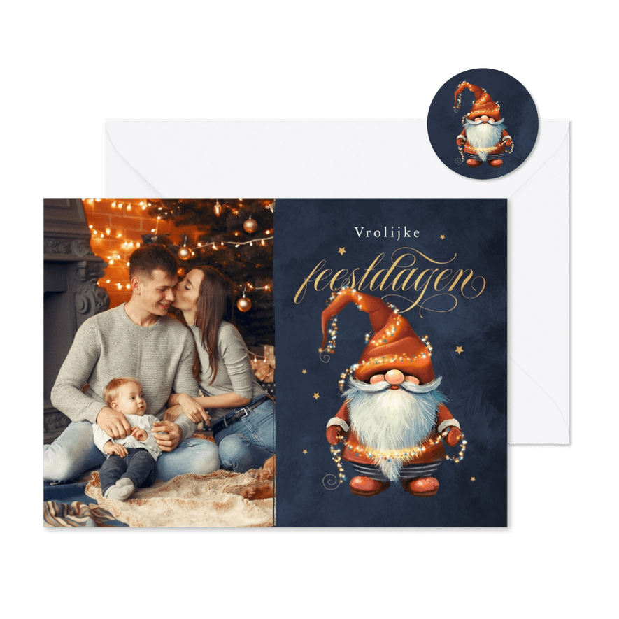Kerstkaart kabouter foto kerstlampjes sterren - Kaartimpressie