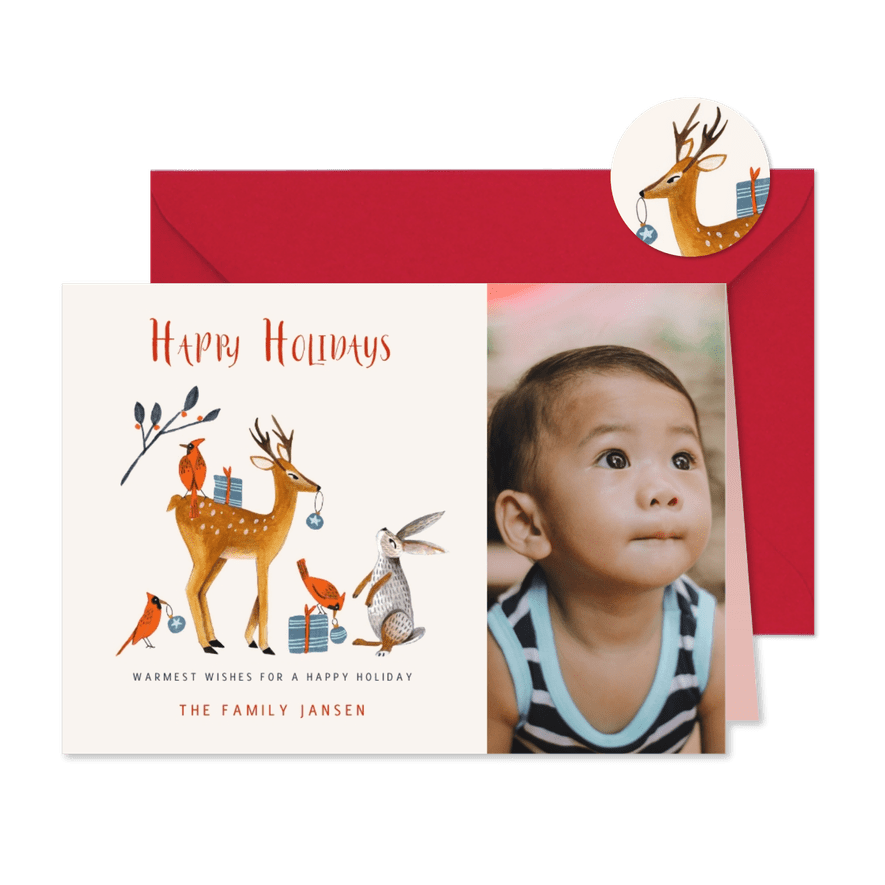 Kerstkaart lief hert met rode vogels - Kaartimpressie