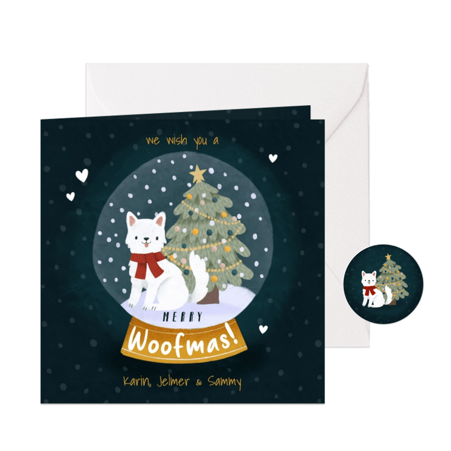 Kerstkaart Merry Woofmas met hondje, kerstboom en sneeuwbol - Kaartimpressie