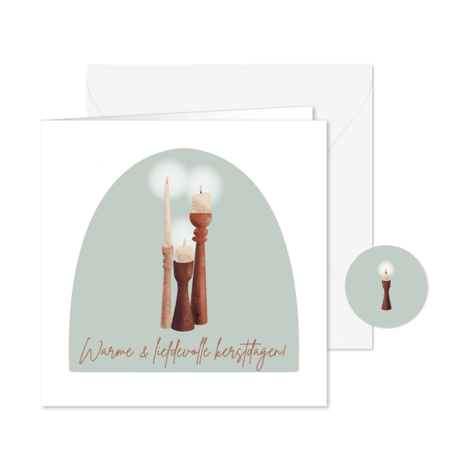 Kerstkaart met drie kaarsen in kaarsenstandaards - Kaartimpressie