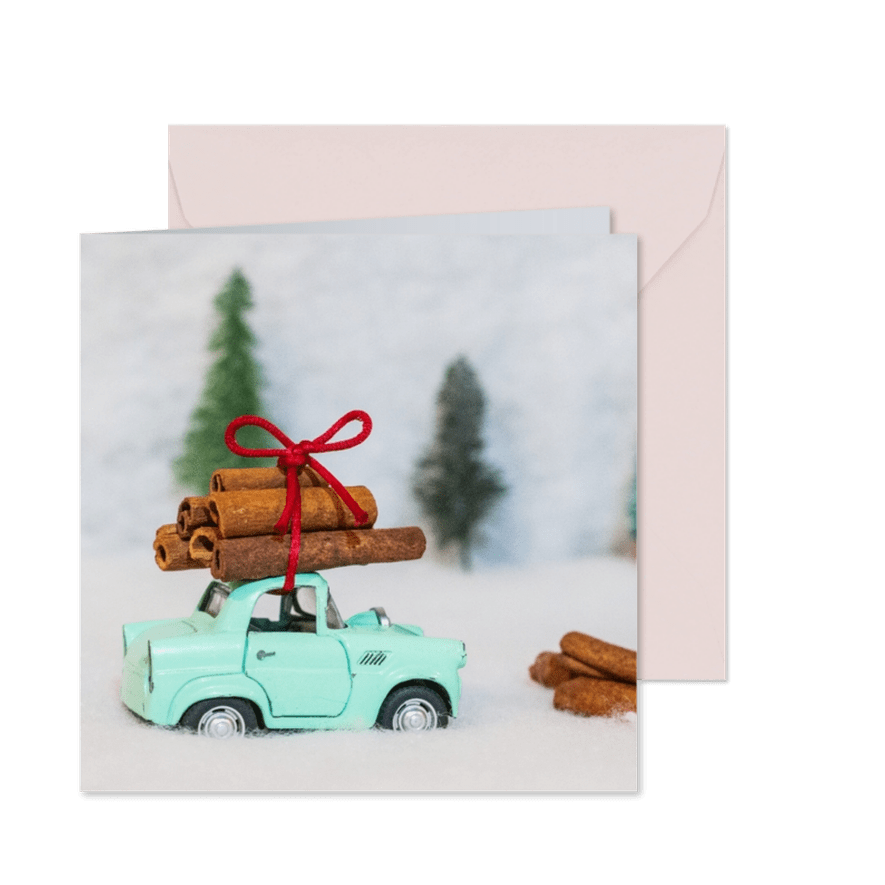 Kerstkaart met een oldtimer met kaneelstokjes - Kaartimpressie