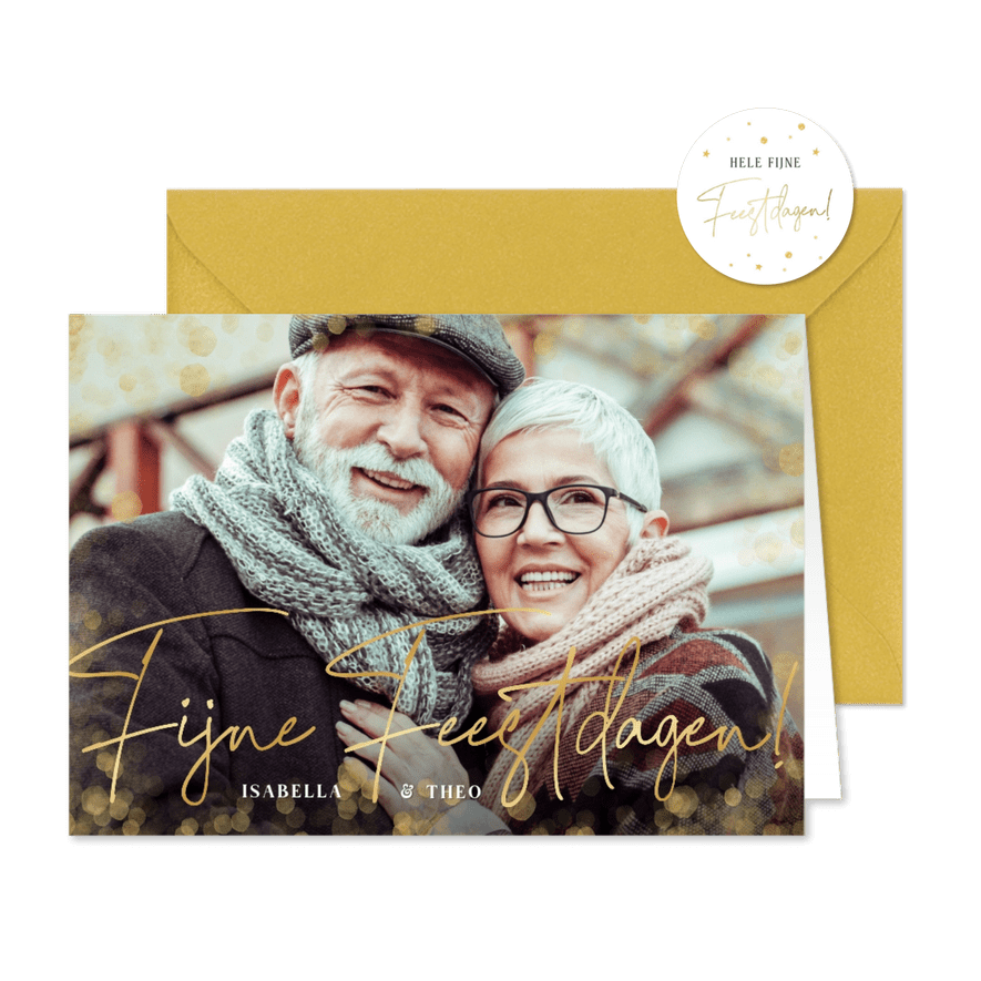 Kerstkaart met eigen foto en gouden tekst Fijne Feestdagen! - Kaartimpressie