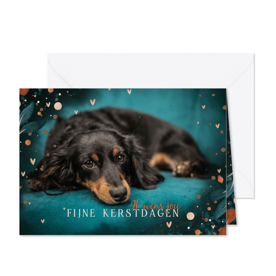 Kerstkaart met foto en kader met hartjes takjes en besjes - Kaartimpressie