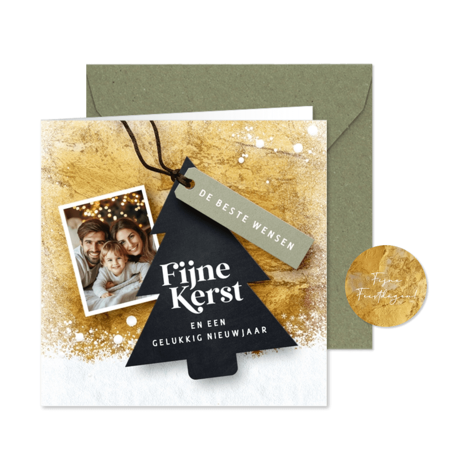 Kerstkaart met foto en kerstboom label design - Kaartimpressie