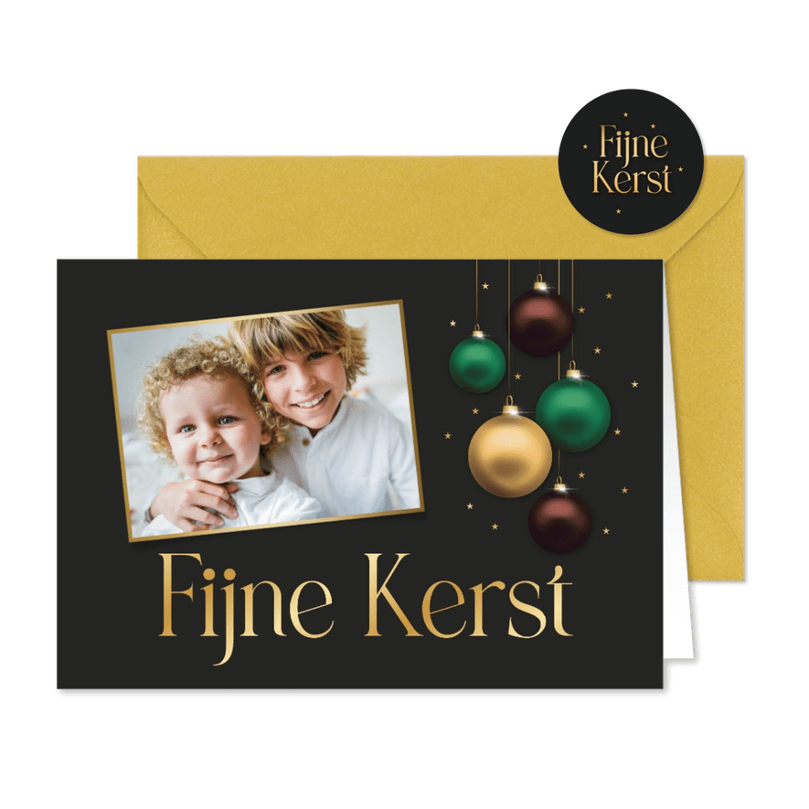 Kerstkaart met foto en stijlvolle kerstballen - Kaartimpressie
