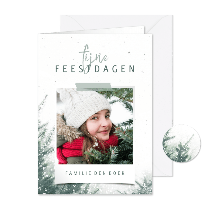 Kerstkaart met foto, kerstbomen en sneeuw - Kaartimpressie