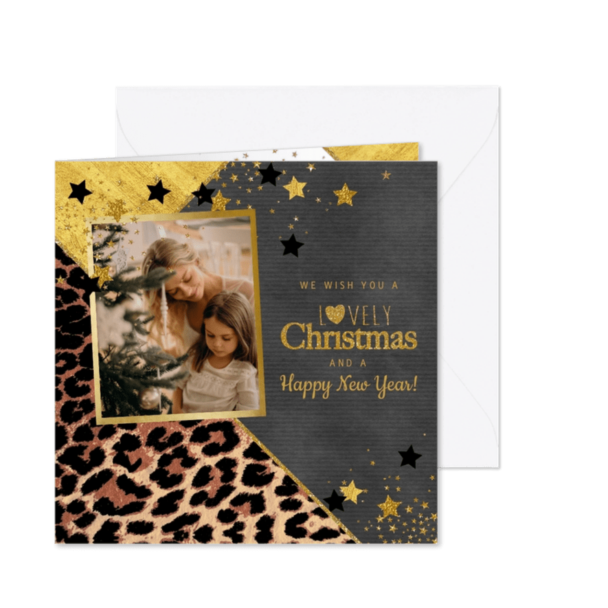 Kerstkaart met foto stoer panterprint en sterren - Kaartimpressie