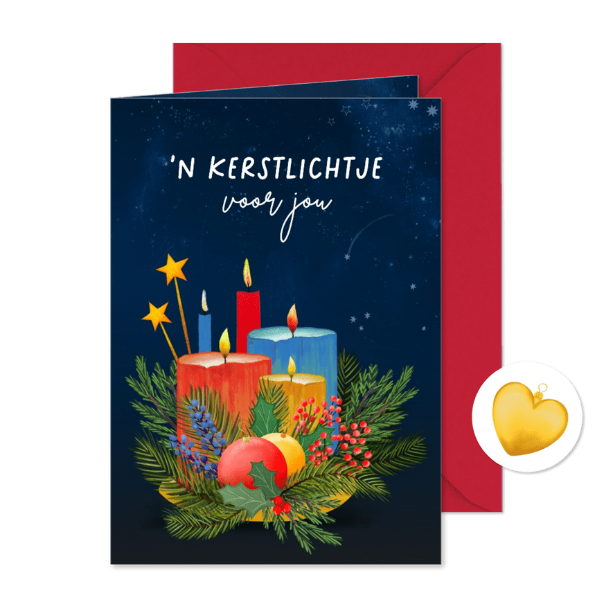 Kerstkaart met kaarsen, takjes en ballen - Kaartimpressie
