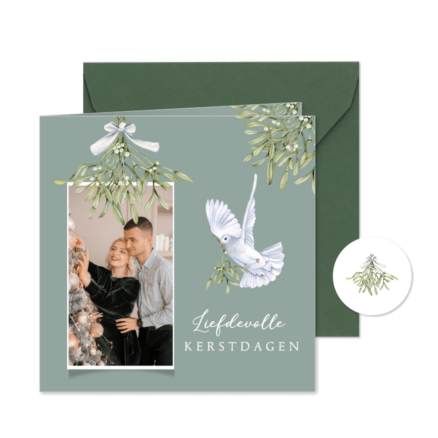 Kerstkaart mistletoe witte duif - Kaartimpressie