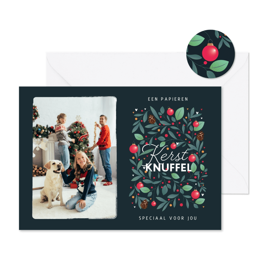 Kerstkaart persoonlijk papieren kerstknuffel kerstballen - Kaartimpressie