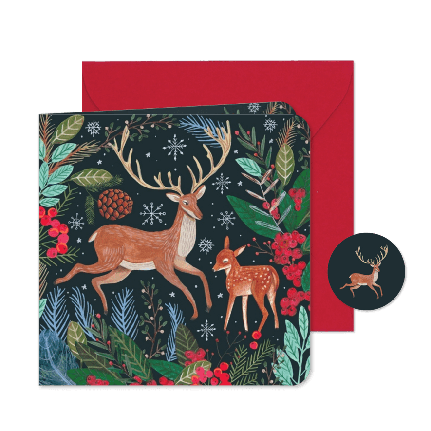 Kerstkaart Rendier tussen kersttakjes met sneeuw en besjes - Kaartimpressie