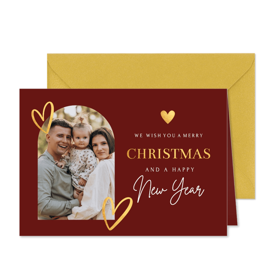 Kerstkaart rood met foto boog hartjes goudlook - Kaartimpressie