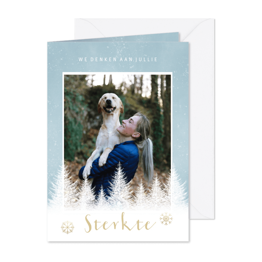 Kerstkaart sterkte met witte boompjes, sneeuwvlokken en foto - Kaartimpressie