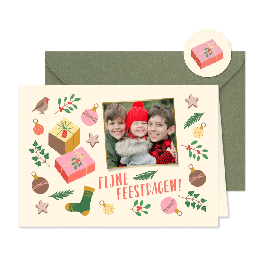 Kerstkaartje met foto en vrolijke kerstillustraties - Kaartimpressie