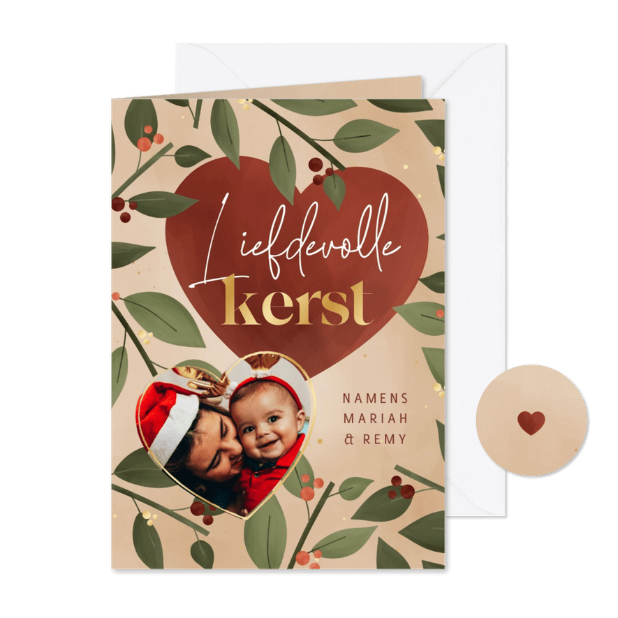 Kerstkaartje met takjes en hart met foto - Kaartimpressie