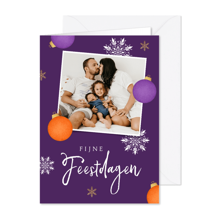 KiKa kerstkaart met foto en kerstballen - Kaartimpressie