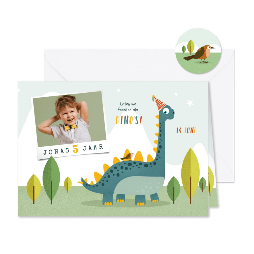 Kindefeestje dino feest vrolijk fotokaart brachiosaurus - Kaartimpressie
