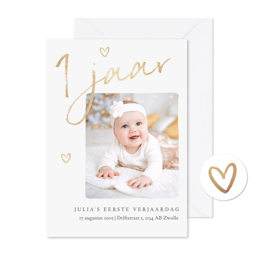 Kinderfeestje eerste verjaardag goud stijlvol hartjes foto - Kaartimpressie