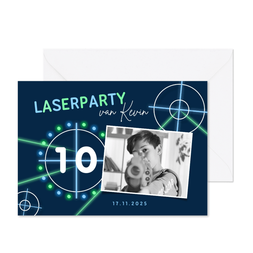 Kinderfeestje laserschieten lasergame neon schieten foto - Kaartimpressie