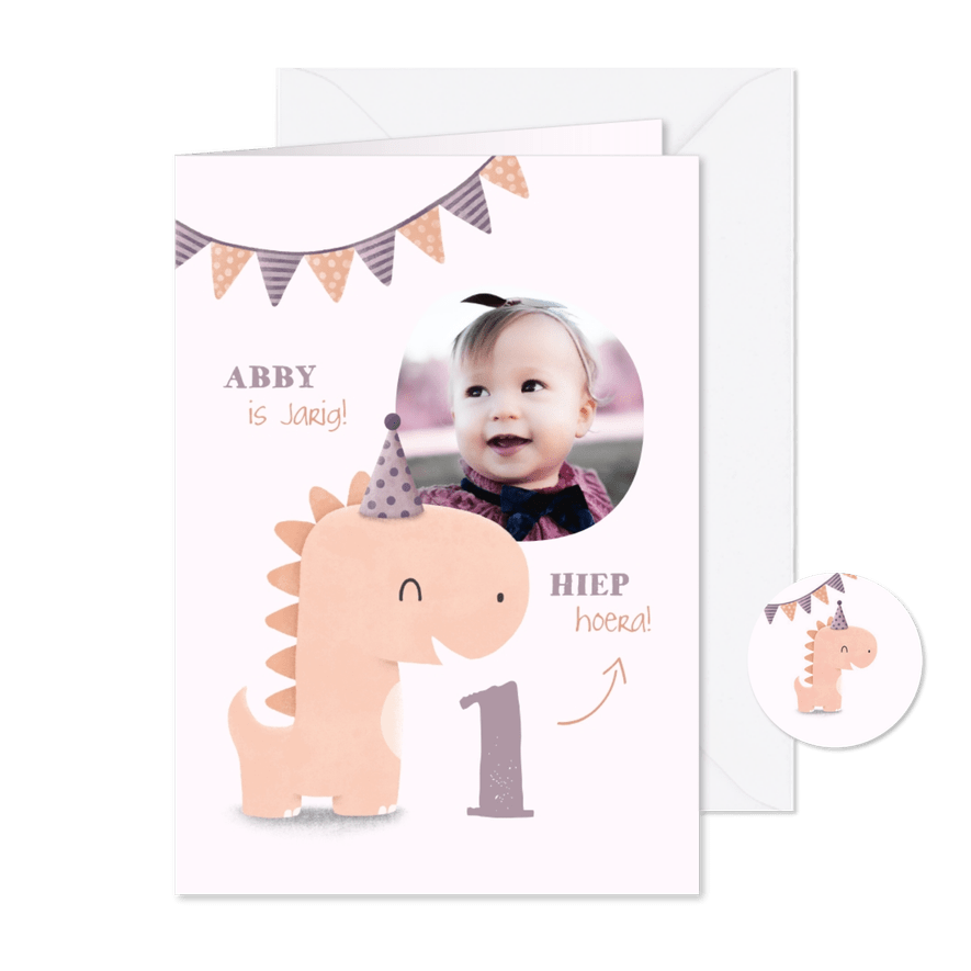 Kinderfeestje uitnodiging dinosaurus met vlagjes en hoedje - Kaartimpressie