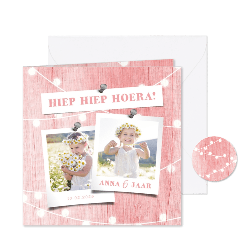 Kinderfeestje uitnodiging houtlook roze lampjes met foto - Kaartimpressie