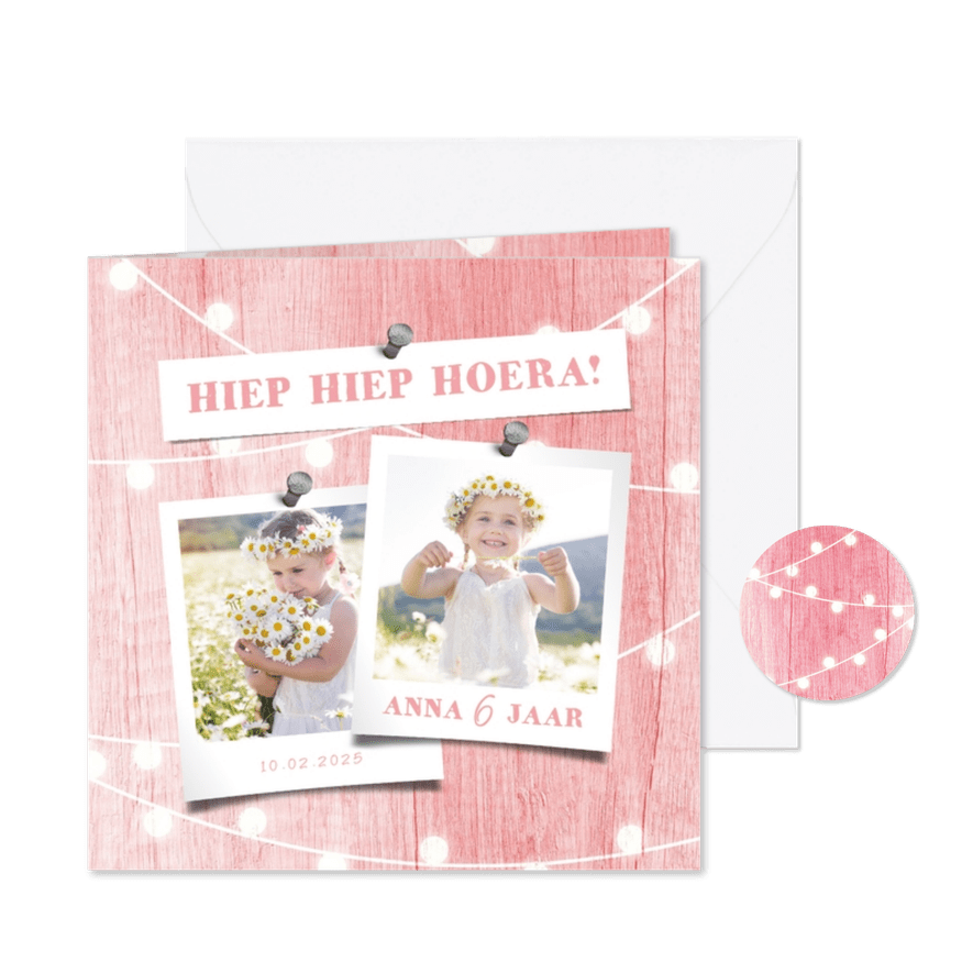 Kinderfeestje uitnodiging houtlook roze lampjes met foto - Kaartimpressie