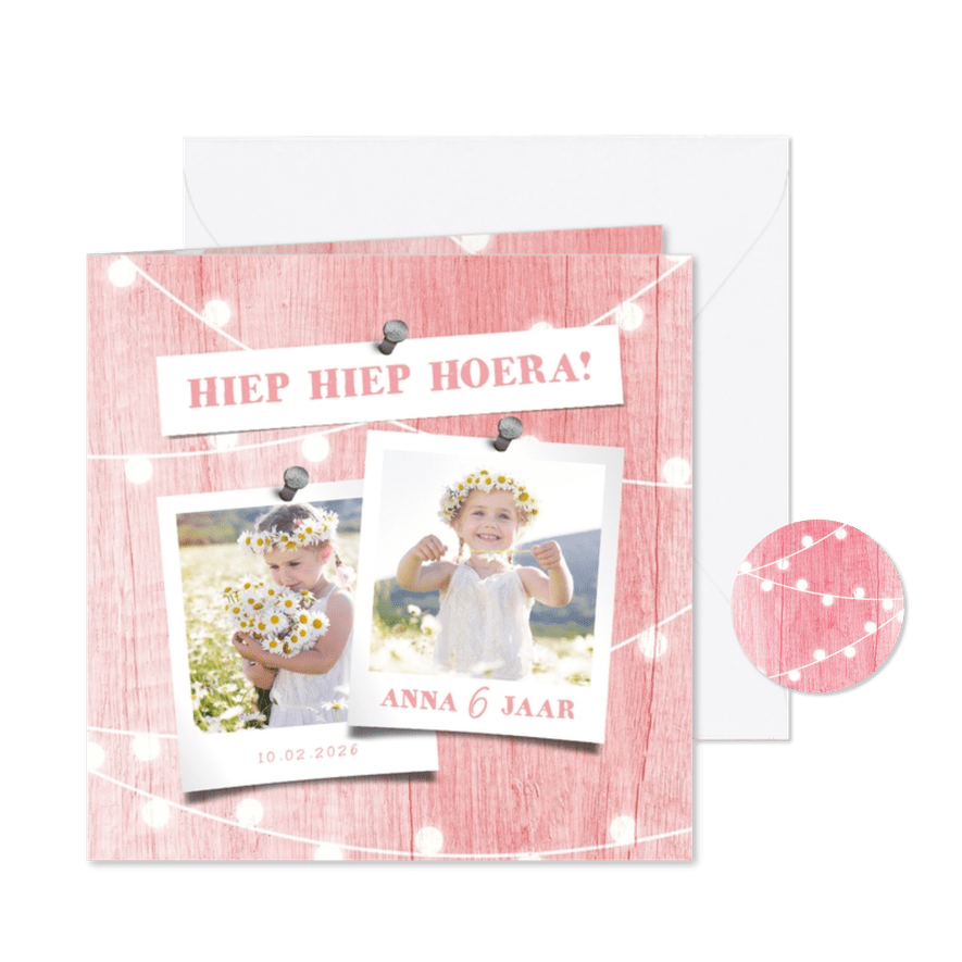 Kinderfeestje uitnodiging houtlook roze lampjes met foto - Kaartimpressie