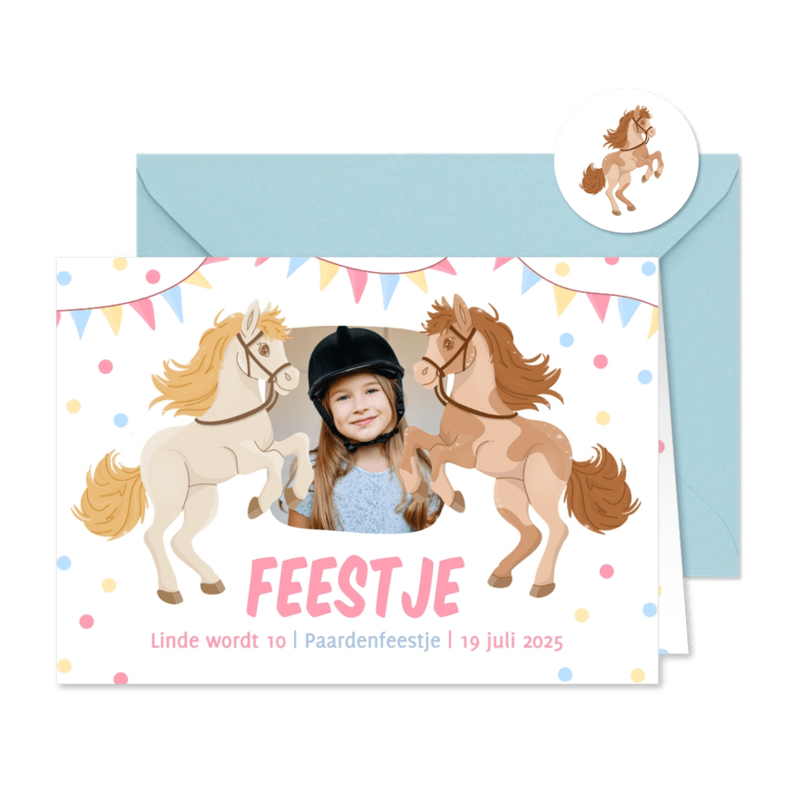 Kinderfeestje uitnodiging paardenfeestje met vlaggetjes - Kaartimpressie