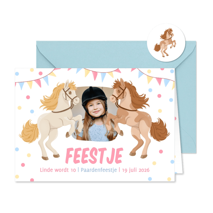 Kinderfeestje uitnodiging paardenfeestje met vlaggetjes - Kaartimpressie
