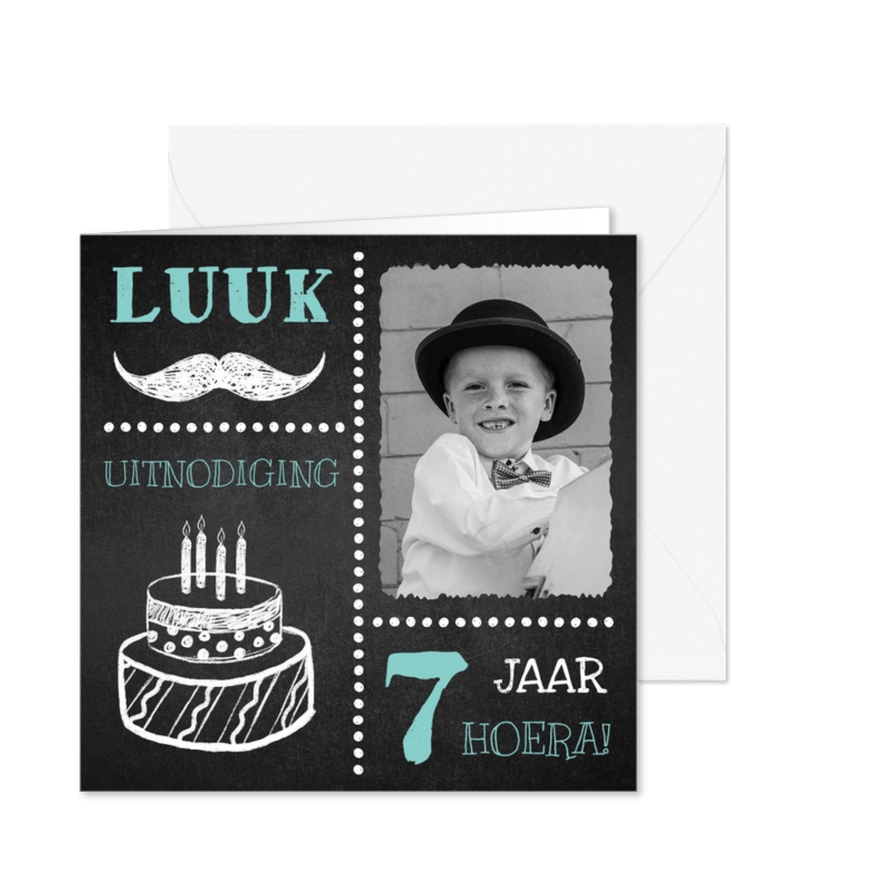 Kinderfeestje uitnodiging stoer krijtbord - Kaartimpressie