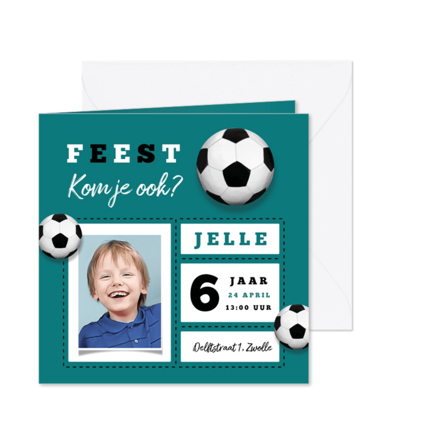 Kinderfeestje uitnodiging stoer voetbal foto - Kaartimpressie