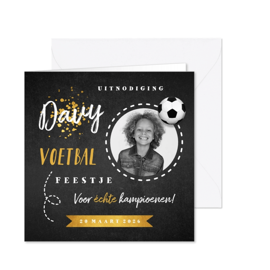 Kinderfeestje voetbal krijt goud foto uitnodiging - Kaartimpressie