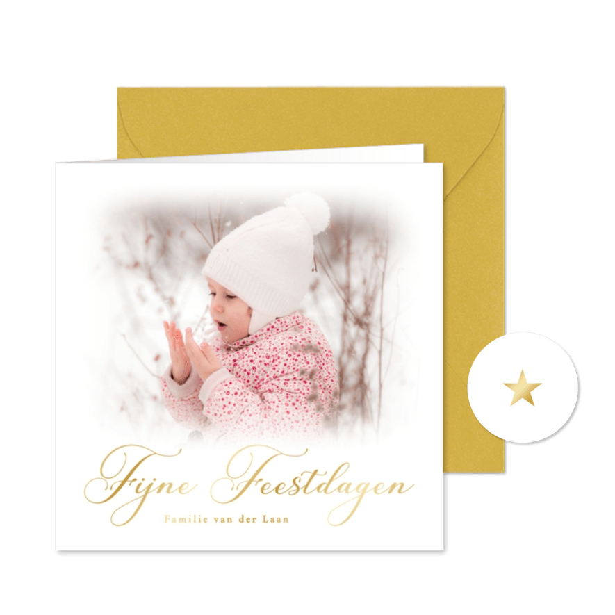 Klassieke kerstkaart met foto en gouden typografie - Kaartimpressie