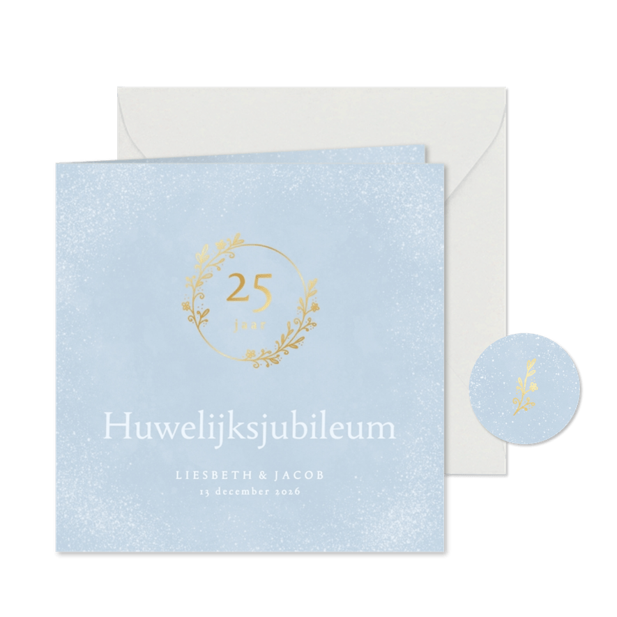 Klassieke lichtblauwe jubileumkaart met gouden ornament - Kaartimpressie