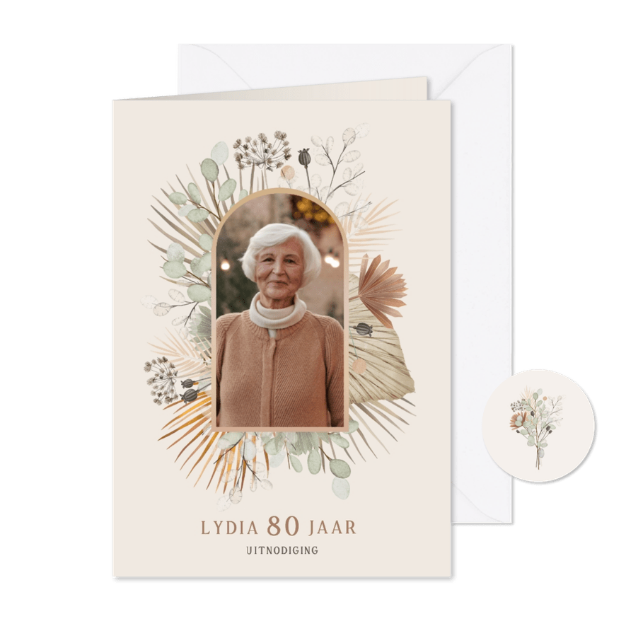 Klassieke uitnodiging verjaardagsfeest met droogbloemen  - Kaartimpressie