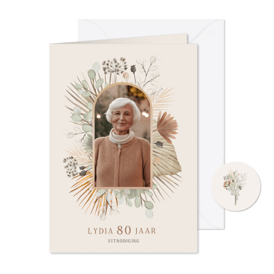 Klassieke uitnodiging verjaardagsfeest met droogbloemen  - Kaartimpressie