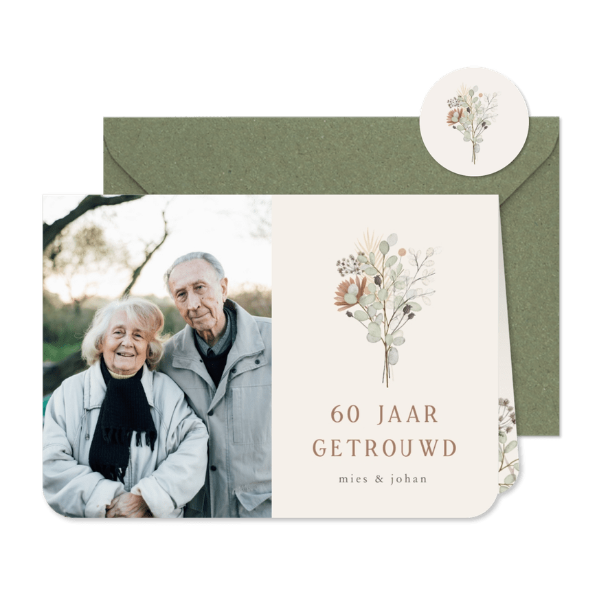 Klassieke uitnodigingskaart huwelijksjubileum met bloemen - Kaartimpressie