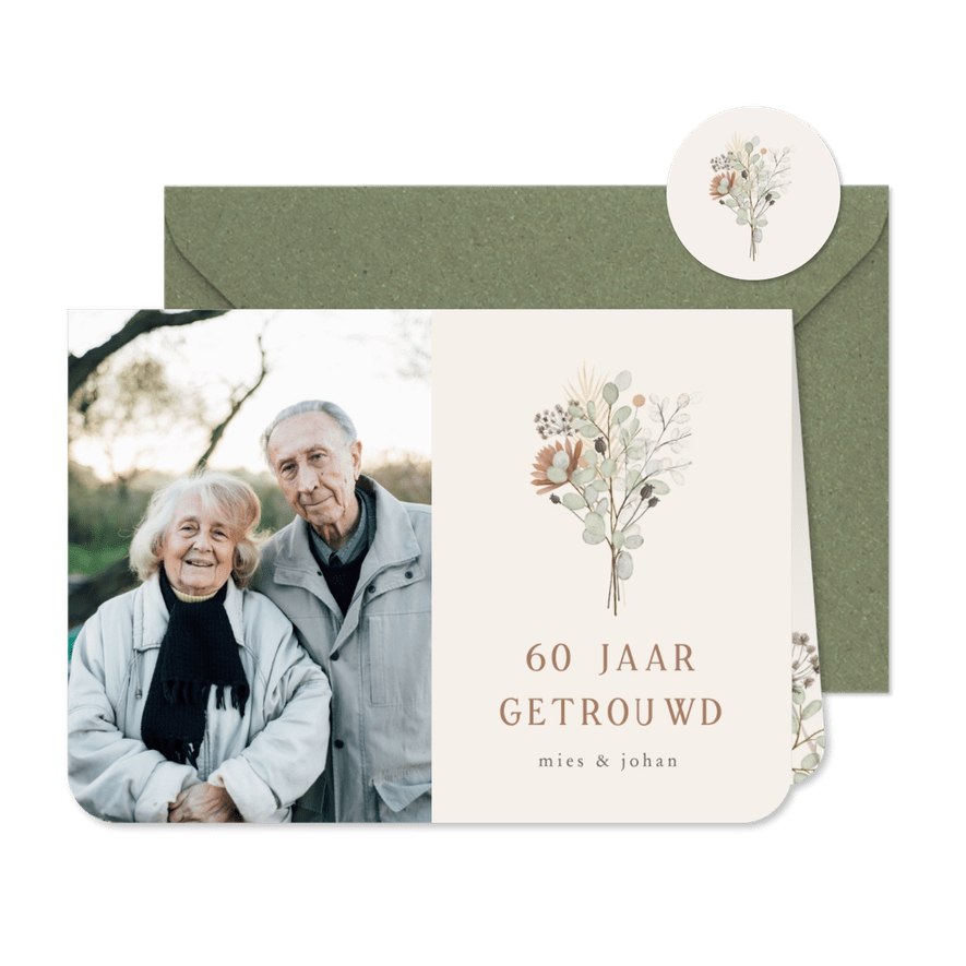Klassieke uitnodigingskaart huwelijksjubileum met bloemen - Kaartimpressie