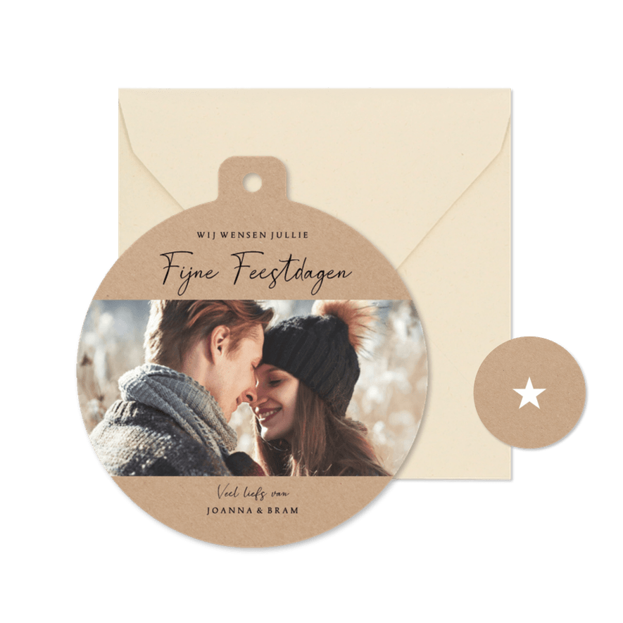 Kraft nieuwjaarskaart in kerstbal vorm met grote foto - Kaartimpressie