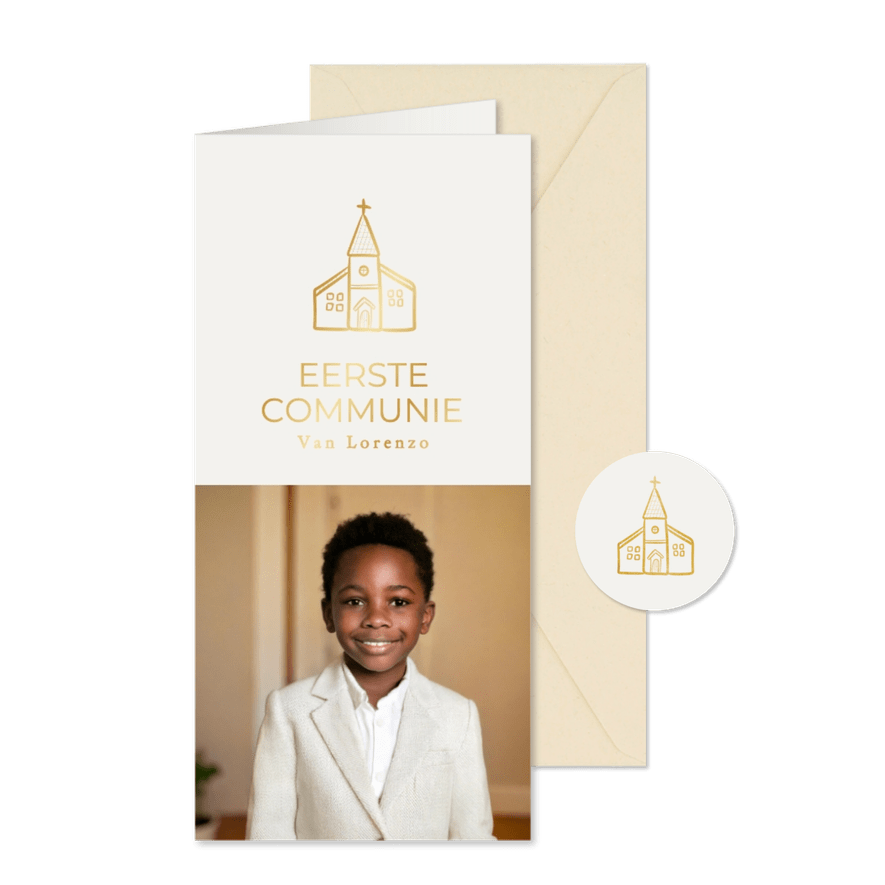 Langwerpige communiekaart met foto en gouden kerkje - Kaartimpressie