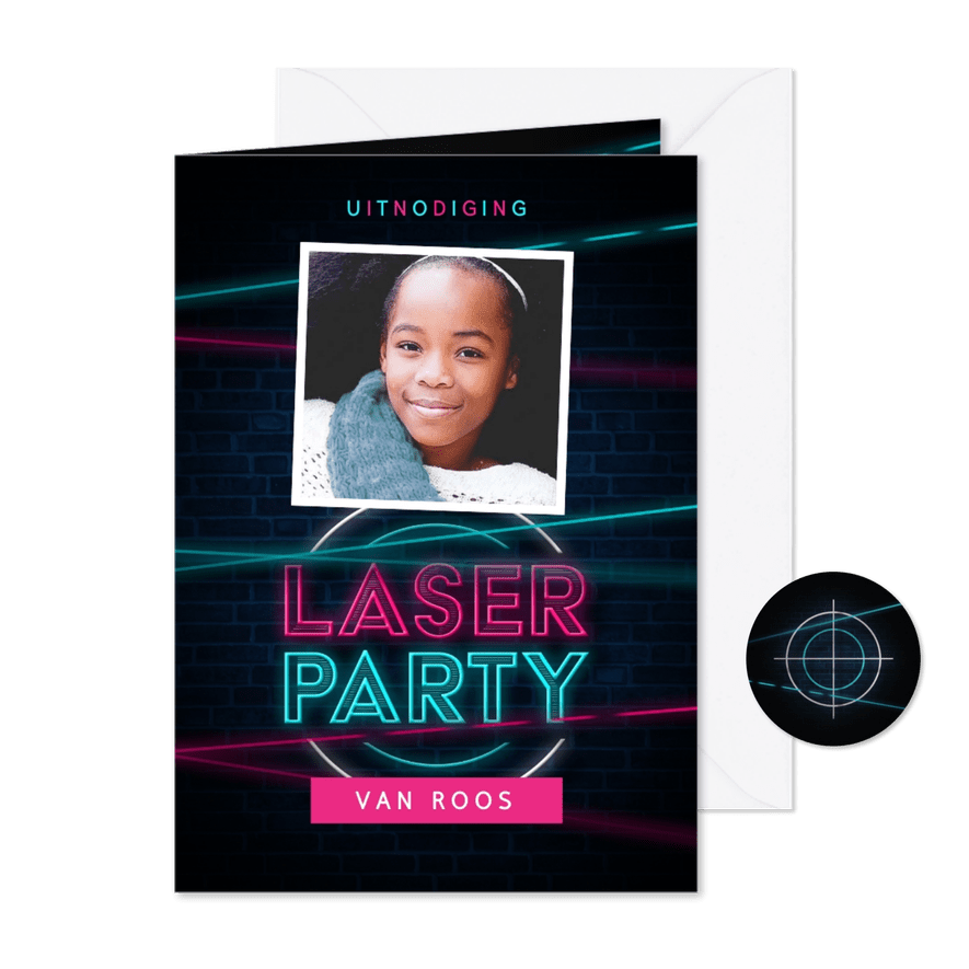 Laserparty kinderfeestje stoer indoor uitnodiging - Kaartimpressie