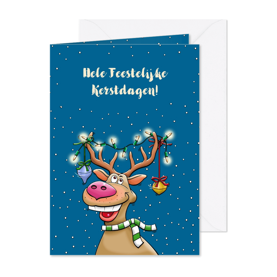 Leuke kerstkaart met versierd rendier kerstverlichting - Kaartimpressie