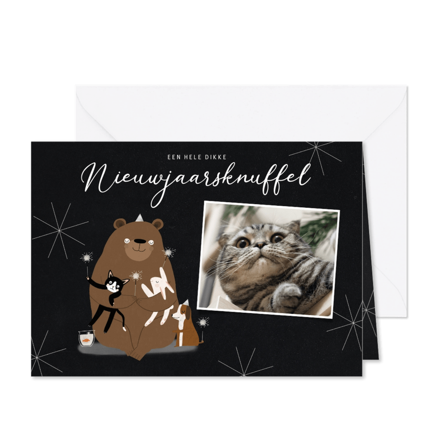 Leuke nieuwjaarskaart dikke dieren knuffel illustratie foto - Kaartimpressie