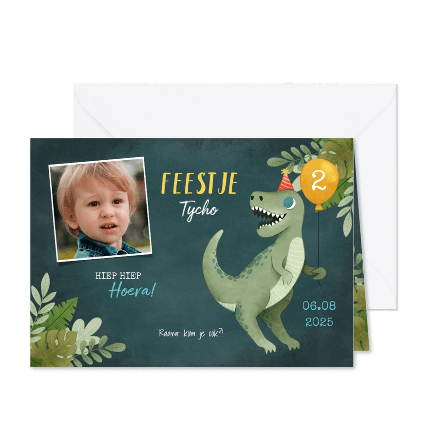 Leuke uitnodiging kinderfeestje met dino, ballon en jungle - Kaartimpressie