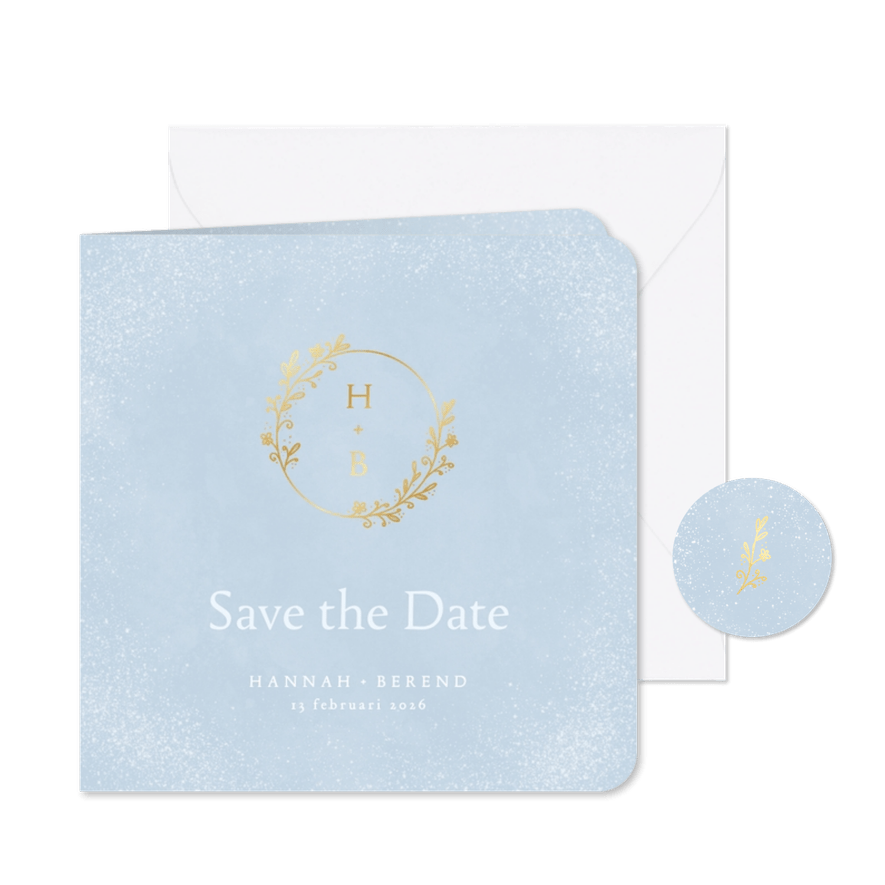 Lichtblauwe save the date kaart met ornament en initialen - Kaartimpressie