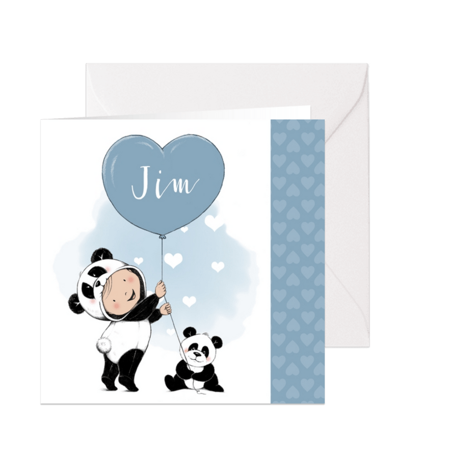 Lief geboortekaartje met baby in onesie en pandabeertje - Kaartimpressie