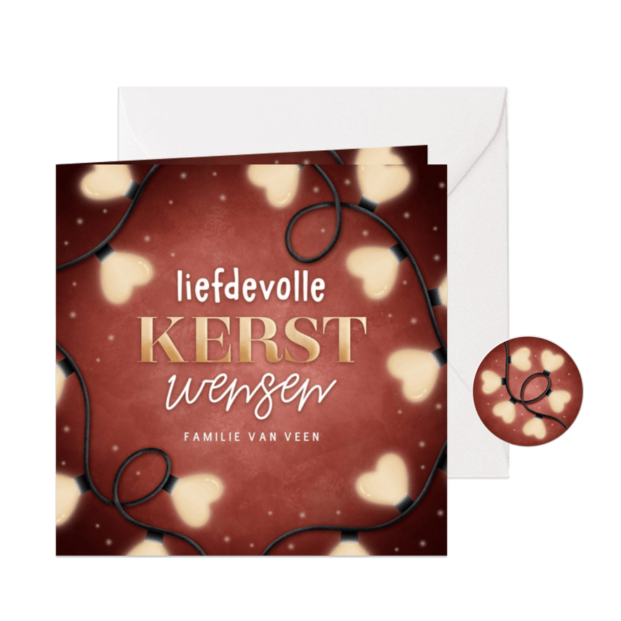 Liefdevolle kerstkaart kerstlampjes in hartvorm & typografie - Kaartimpressie